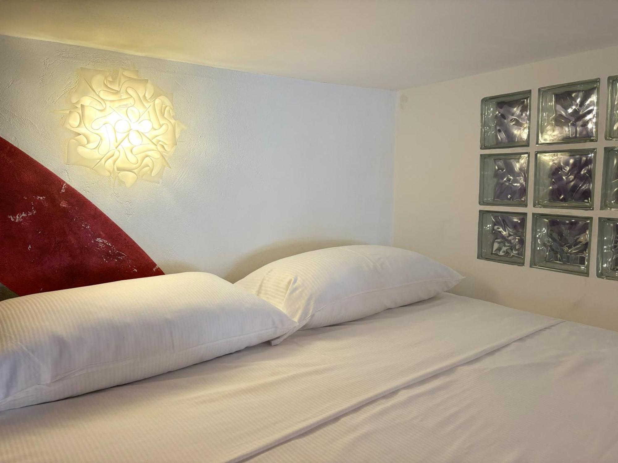 Red Velvet Apartment Trieste Ngoại thất bức ảnh