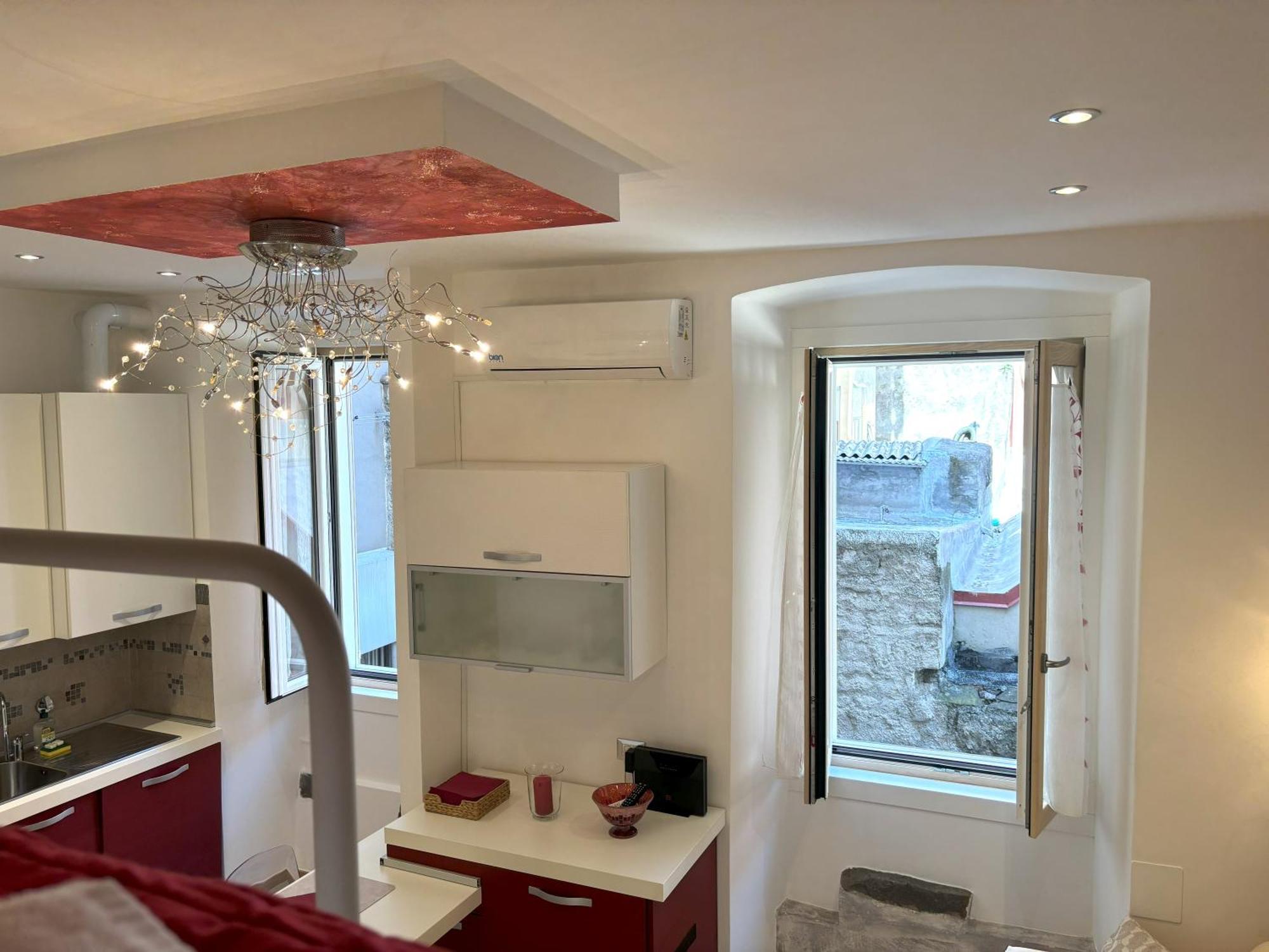Red Velvet Apartment Trieste Ngoại thất bức ảnh